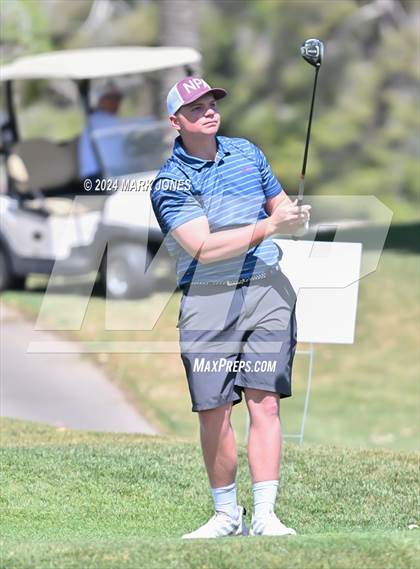 Thumbnail 3 in Metro Invitational Golf Tournament photogallery.