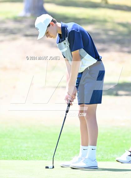 Thumbnail 3 in Metro Invitational Golf Tournament photogallery.