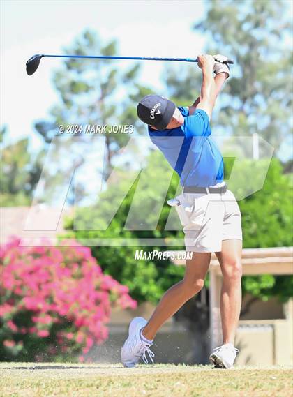 Thumbnail 3 in Metro Invitational Golf Tournament photogallery.