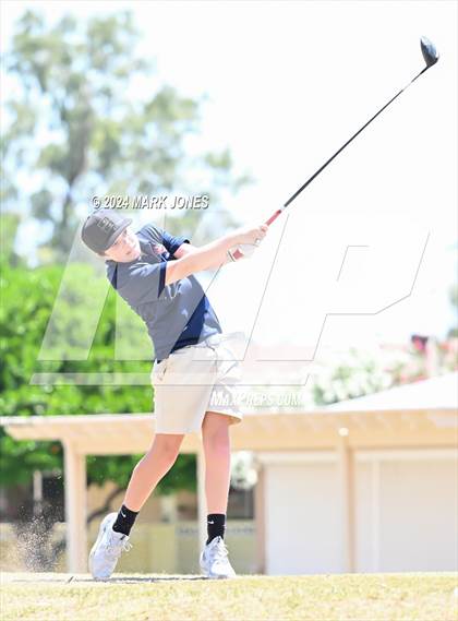 Thumbnail 2 in Metro Invitational Golf Tournament photogallery.