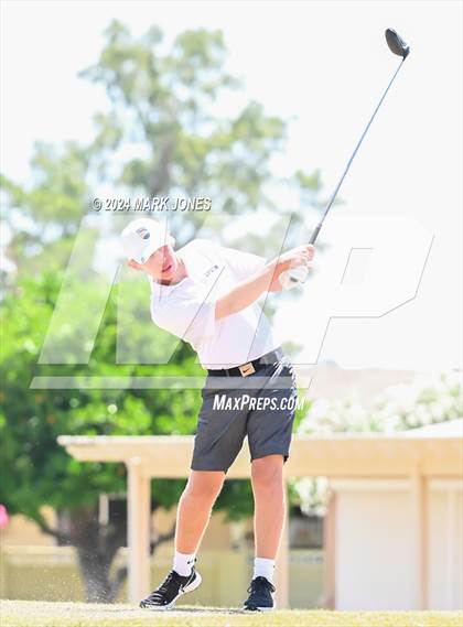 Thumbnail 2 in Metro Invitational Golf Tournament photogallery.