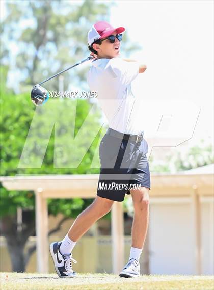Thumbnail 3 in Metro Invitational Golf Tournament photogallery.