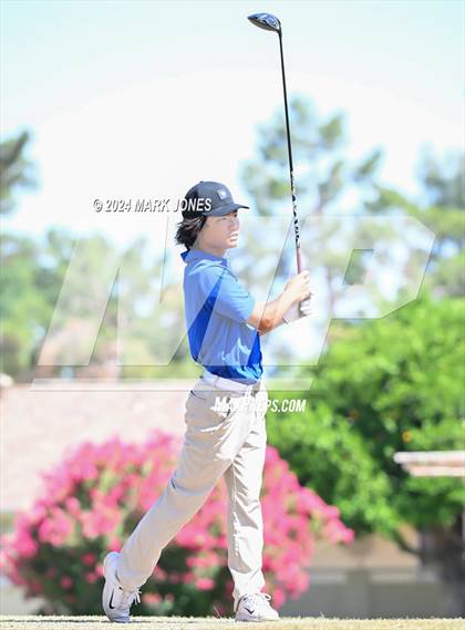 Thumbnail 2 in Metro Invitational Golf Tournament photogallery.
