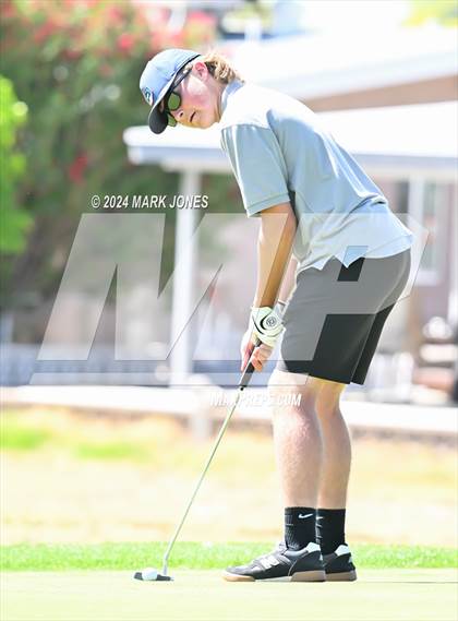 Thumbnail 1 in Metro Invitational Golf Tournament photogallery.