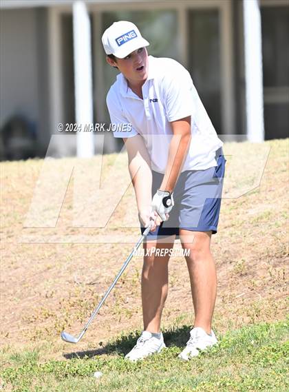 Thumbnail 2 in Metro Invitational Golf Tournament photogallery.