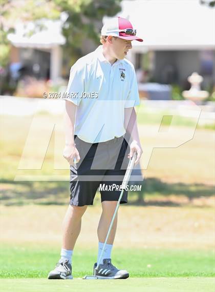 Thumbnail 1 in Metro Invitational Golf Tournament photogallery.