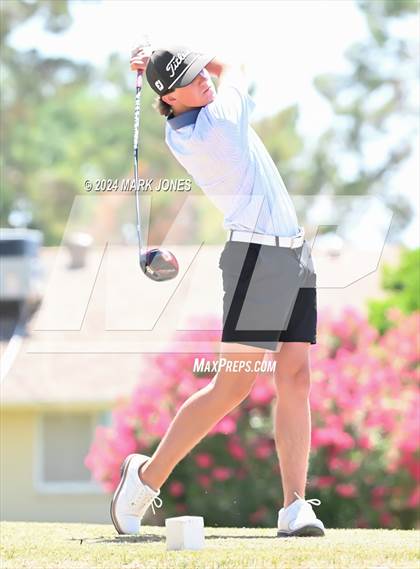 Thumbnail 3 in Metro Invitational Golf Tournament photogallery.