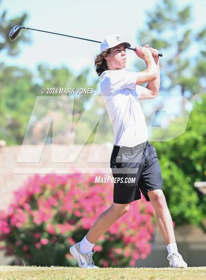 Thumbnail 2 in Metro Invitational Golf Tournament photogallery.