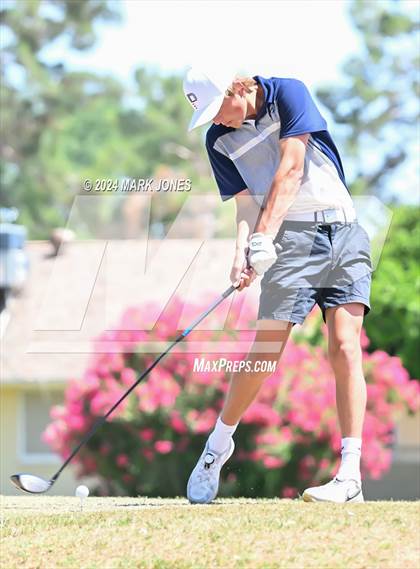 Thumbnail 2 in Metro Invitational Golf Tournament photogallery.