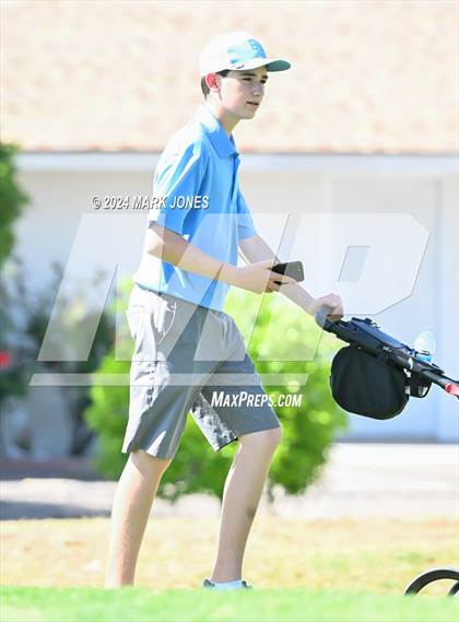 Thumbnail 2 in Metro Invitational Golf Tournament photogallery.