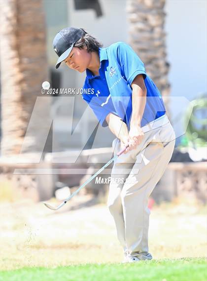 Thumbnail 3 in Metro Invitational Golf Tournament photogallery.