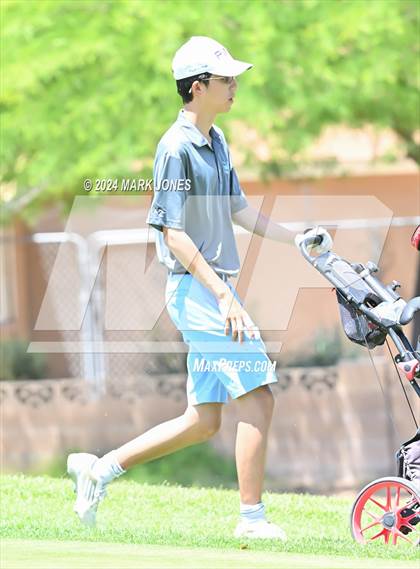 Thumbnail 2 in Metro Invitational Golf Tournament photogallery.
