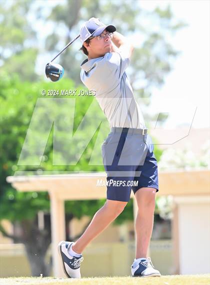 Thumbnail 3 in Metro Invitational Golf Tournament photogallery.