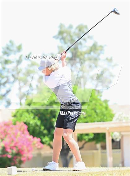 Thumbnail 2 in Metro Invitational Golf Tournament photogallery.