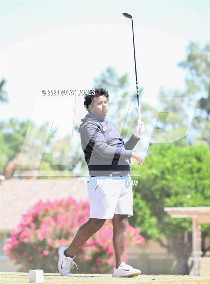 Thumbnail 2 in Metro Invitational Golf Tournament photogallery.