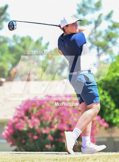 Thumbnail 3 in Metro Invitational Golf Tournament photogallery.
