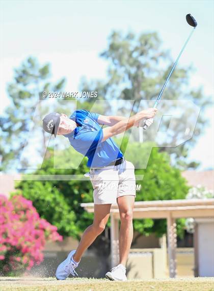 Thumbnail 2 in Metro Invitational Golf Tournament photogallery.