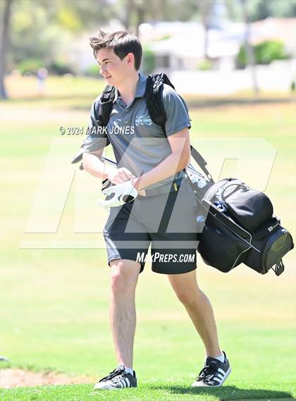 Thumbnail 2 in Metro Invitational Golf Tournament photogallery.