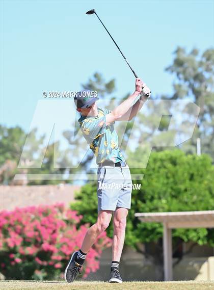 Thumbnail 3 in Metro Invitational Golf Tournament photogallery.