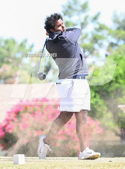Thumbnail 3 in Metro Invitational Golf Tournament photogallery.