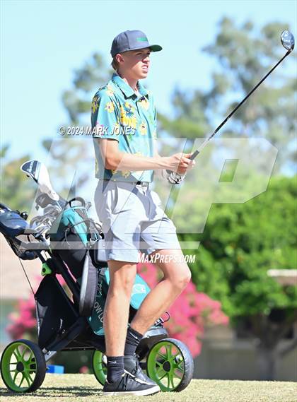 Thumbnail 3 in Metro Invitational Golf Tournament photogallery.