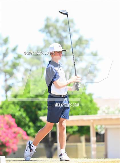 Thumbnail 3 in Metro Invitational Golf Tournament photogallery.