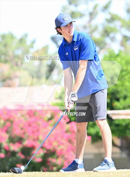 Thumbnail 3 in Metro Invitational Golf Tournament photogallery.