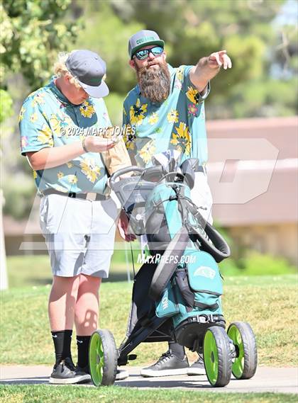Thumbnail 3 in Metro Invitational Golf Tournament photogallery.