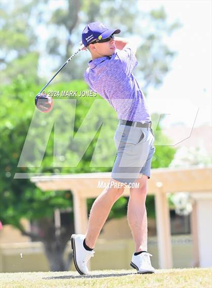 Thumbnail 2 in Metro Invitational Golf Tournament photogallery.