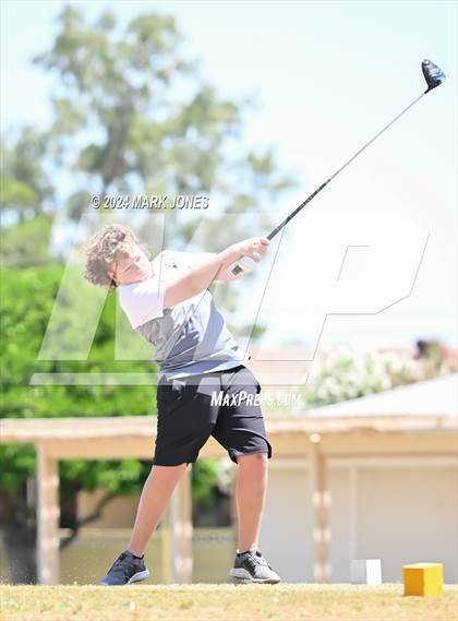 Thumbnail 2 in Metro Invitational Golf Tournament photogallery.