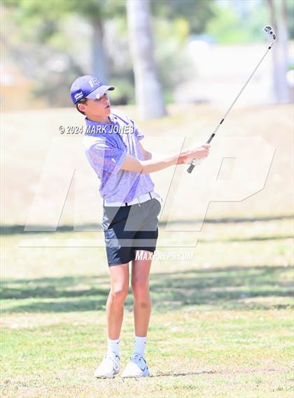 Thumbnail 3 in Metro Invitational Golf Tournament photogallery.
