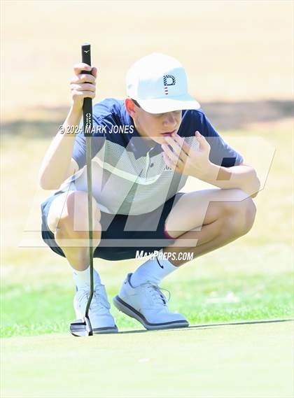 Thumbnail 2 in Metro Invitational Golf Tournament photogallery.