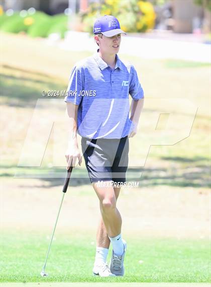 Thumbnail 2 in Metro Invitational Golf Tournament photogallery.