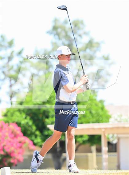 Thumbnail 2 in Metro Invitational Golf Tournament photogallery.