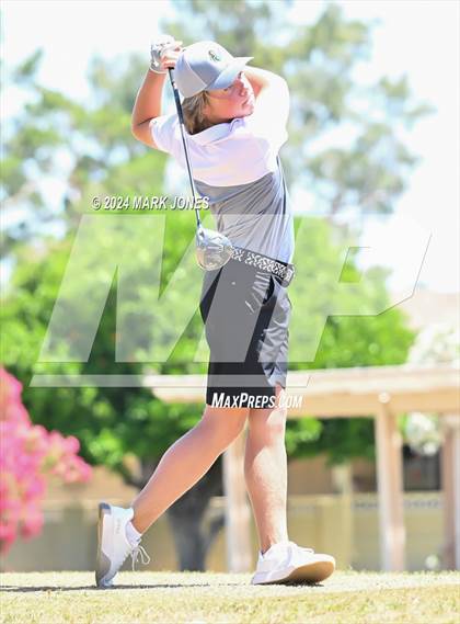 Thumbnail 2 in Metro Invitational Golf Tournament photogallery.