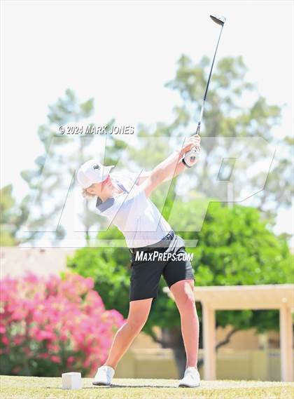 Thumbnail 2 in Metro Invitational Golf Tournament photogallery.