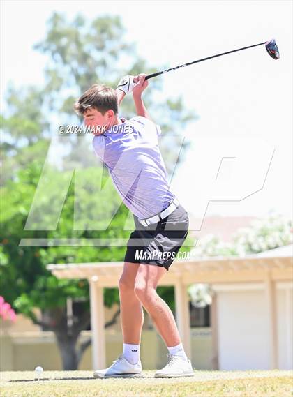 Thumbnail 2 in Metro Invitational Golf Tournament photogallery.