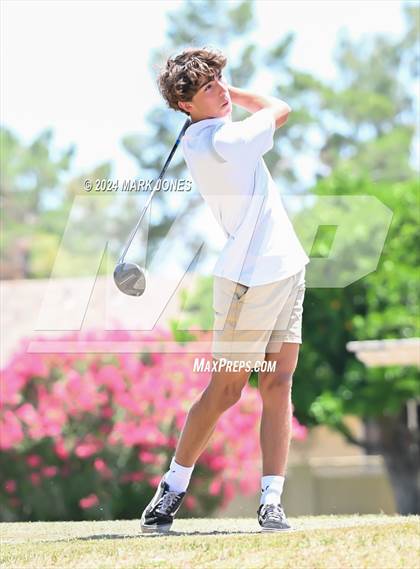 Thumbnail 2 in Metro Invitational Golf Tournament photogallery.