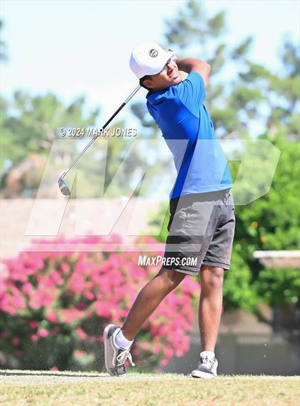Thumbnail 1 in Metro Invitational Golf Tournament photogallery.