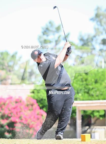 Thumbnail 2 in Metro Invitational Golf Tournament photogallery.