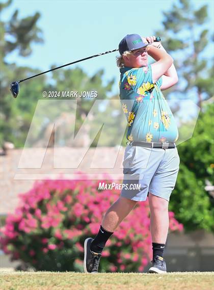 Thumbnail 2 in Metro Invitational Golf Tournament photogallery.