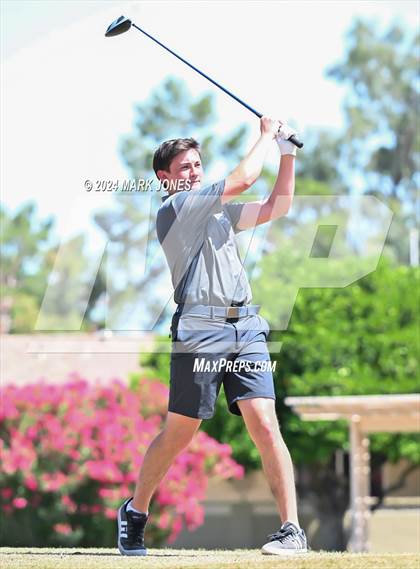 Thumbnail 3 in Metro Invitational Golf Tournament photogallery.