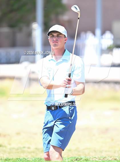 Thumbnail 3 in Metro Invitational Golf Tournament photogallery.