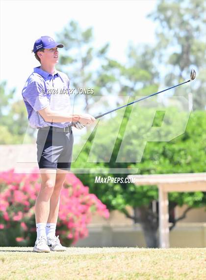 Thumbnail 2 in Metro Invitational Golf Tournament photogallery.