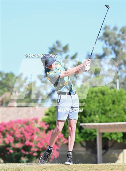 Thumbnail 2 in Metro Invitational Golf Tournament photogallery.