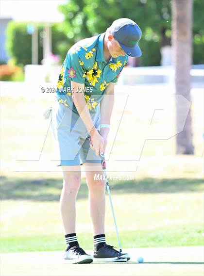 Thumbnail 2 in Metro Invitational Golf Tournament photogallery.