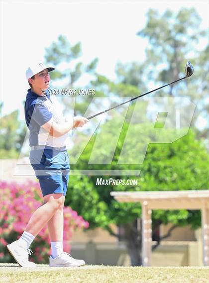 Thumbnail 3 in Metro Invitational Golf Tournament photogallery.