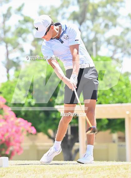 Thumbnail 2 in Metro Invitational Golf Tournament photogallery.