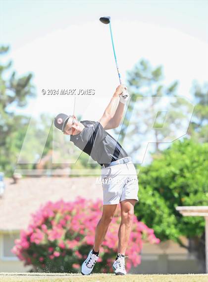 Thumbnail 2 in Metro Invitational Golf Tournament photogallery.