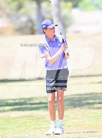 Thumbnail 2 in Metro Invitational Golf Tournament photogallery.